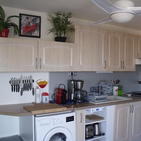 Appartement T2, 7 Jours Minimum, Climatise, 3 Etoiles, 40M2 ,Parking Prive, Mer 300M, Wifi, Piscines, Tres Propre, Ascenseurs, En Etage Le Grau-du-Roi Kültér fotó