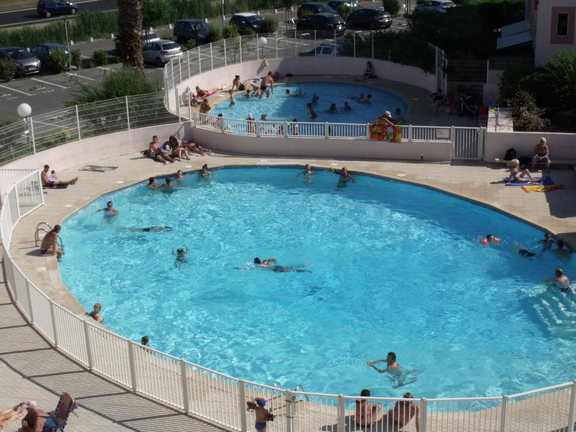 Appartement T2, 7 Jours Minimum, Climatise, 3 Etoiles, 40M2 ,Parking Prive, Mer 300M, Wifi, Piscines, Tres Propre, Ascenseurs, En Etage Le Grau-du-Roi Kültér fotó
